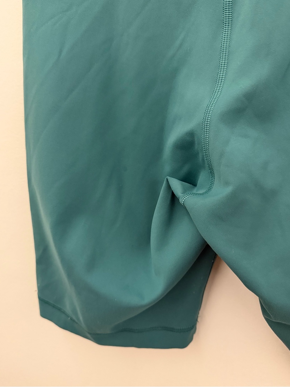 Lululemon Teal Green High-Waisted Biker Shorts - Picture 3 of 4
